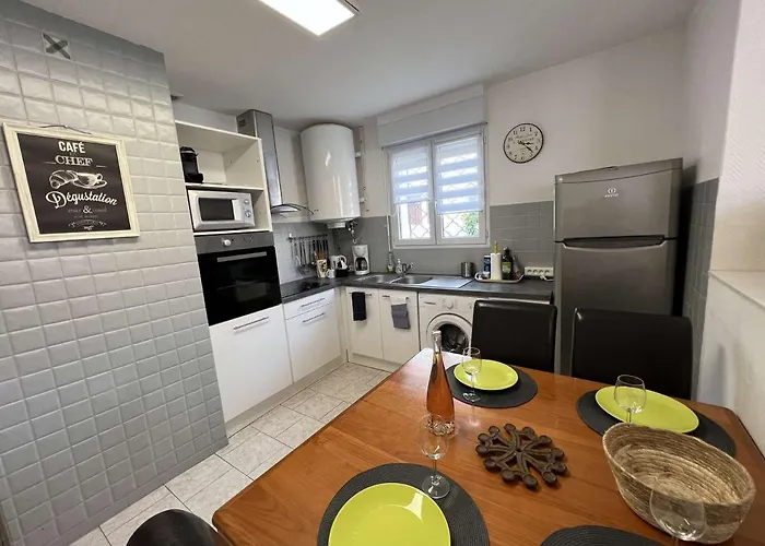 Maison 4 Pieces/6 Pers, Terrasse, 150m, Centre-ville - Fr-1-701-43 * Valras-Plage