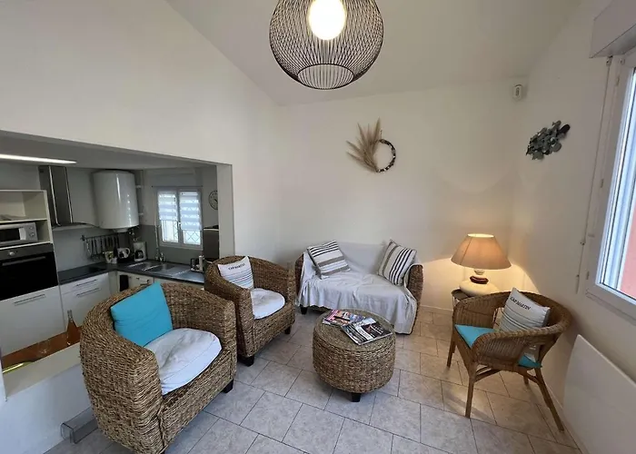 Maison 4 Pieces/6 Pers, Terrasse, 150m, Centre-ville - Fr-1-701-43 Valras-Plage